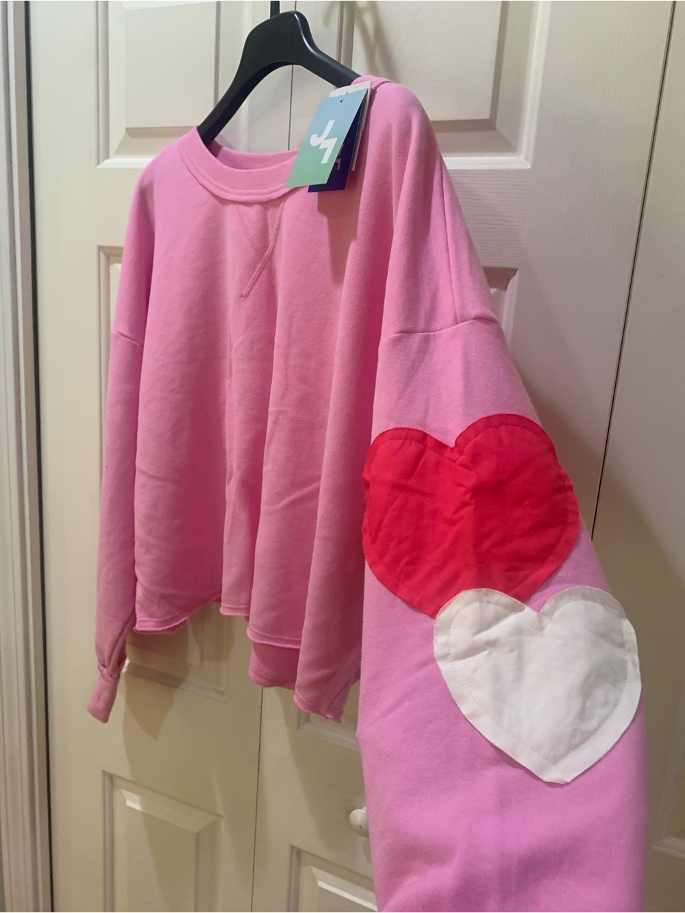 JoyLab pink cropped sweatshirt with heart patches size Large - Picture 4 of 10